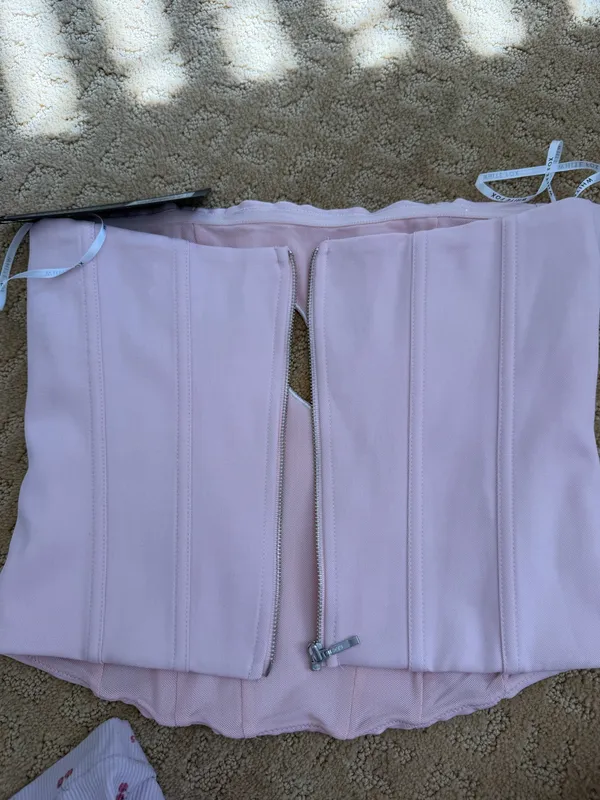 White Fox Corset - Image 2
