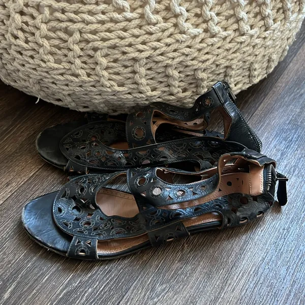 Alaia Paris Sandals Size 6.5 - Image 3