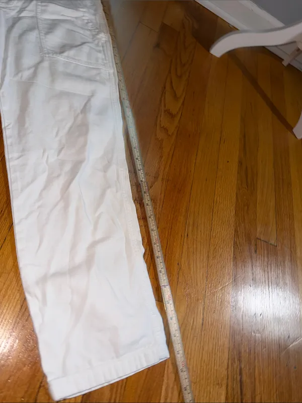 American Eagle Outfitters White Cargo Pants - Image 11