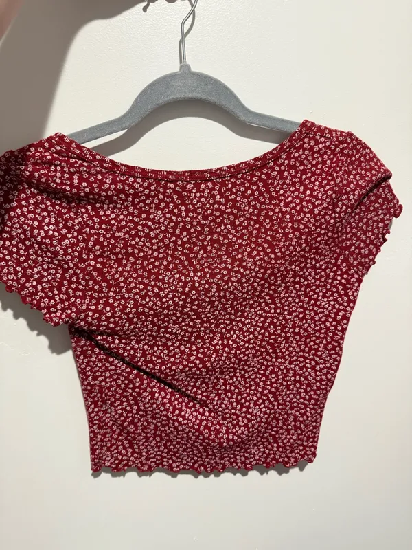 Brandy Melville Top Crop - Image 2