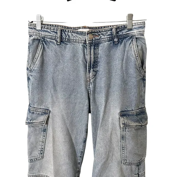 ZARA Light‎ Wash Faded Cargo Jean Sz 4 - Image 3