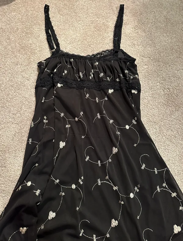 Urban Outfitters Lace Dress - Image 2