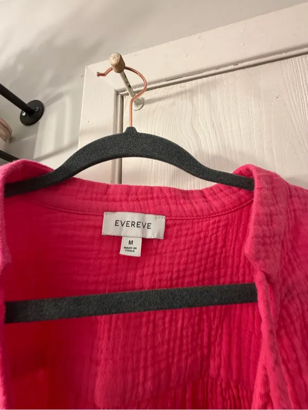 Evereve Cozy V-Neck Gauze Top in Bright Pink - Image 2