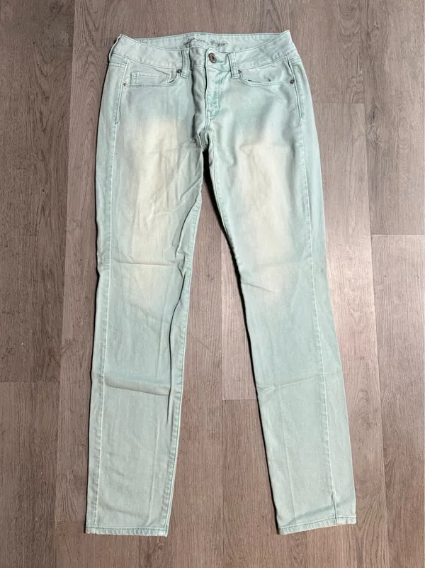 American eagle skinny jeans  - Image 2