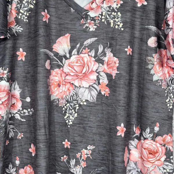 Floral V-Neck T-Shirt in Gray with Pink Rose Pattern XL - Image 2
