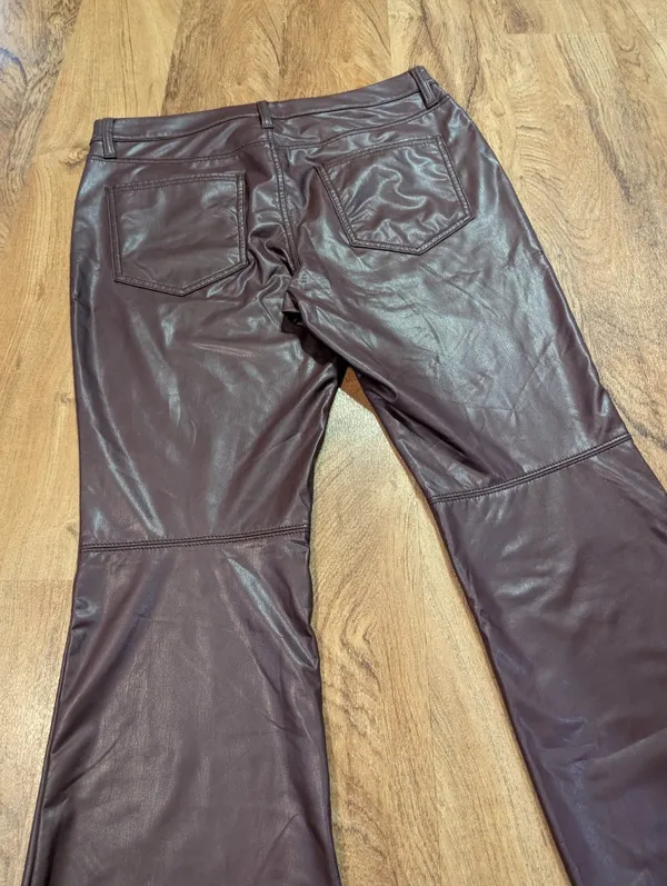 Banana Republic Faux Leather Bootcut Pants 31/12 – Deep Burgundy Wine, Chic Fit - Image 4