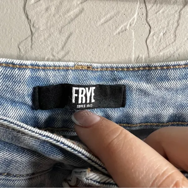 Frye Stevie High Rise Light Wash Straight‎ Denim Jeans - Image 8