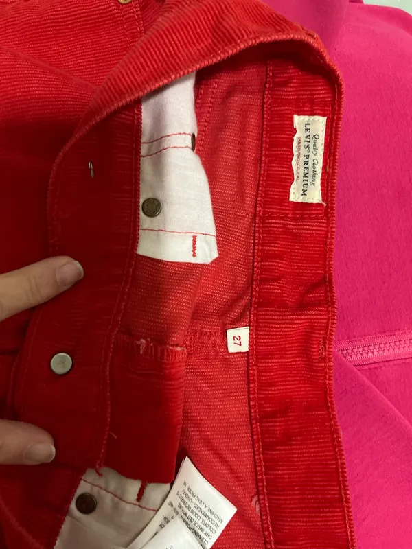 Levi’s Corduroy Mini Skirt Sz 27 Red - Image 4