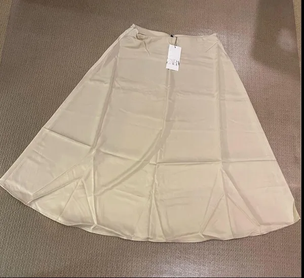 ZARA A Line Beige Midi Satin Skirt S - Image 3