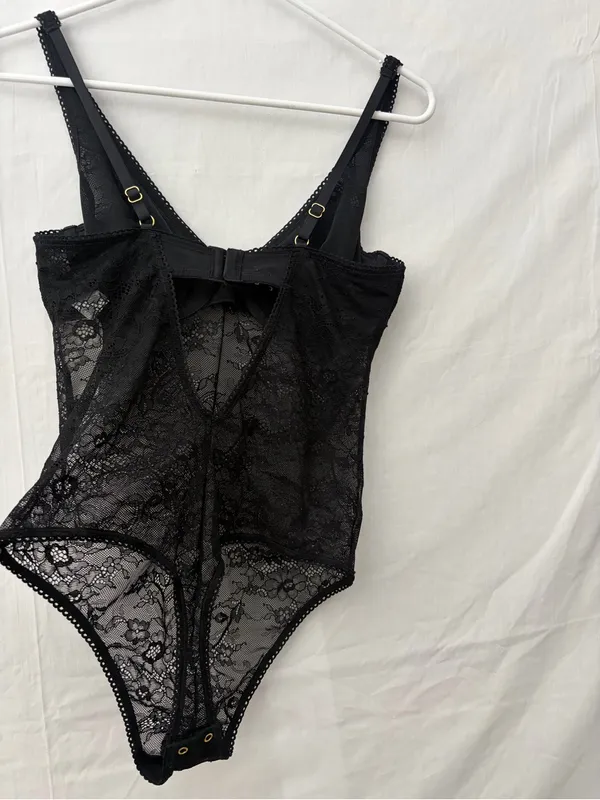 Abercrombie & Fitch Black Lace Bodysuit Underwire Medium NWT(A733) - Image 5