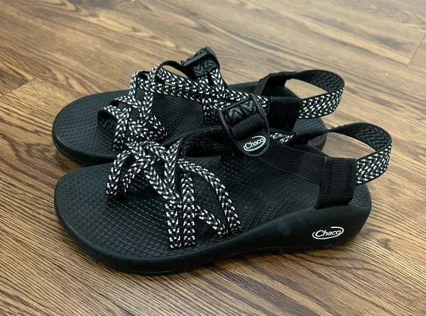 Chacos Boost Black ZX/2 Classic Sandals Size 6 US $100 - Image 3