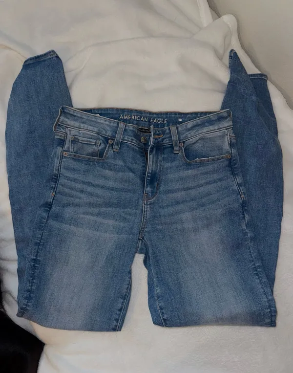 American Eagle Skinny Jeans - Image 2
