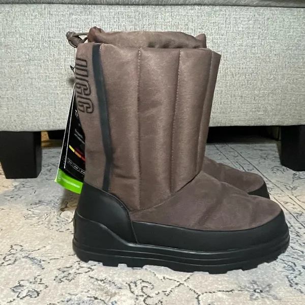 UGG Classic Klamath Short Boot - Image 7