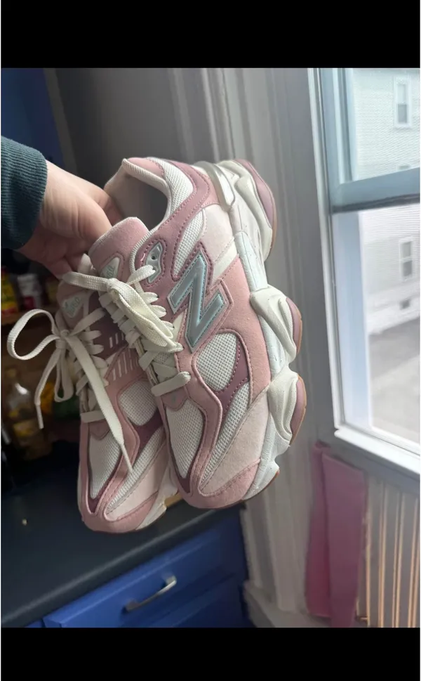New Balance Sneakers - Image 3