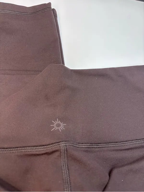 aerie Women’s Dark Brown Offline The Hugger High-Waist Stretch Leggings NWOT M - Image 3