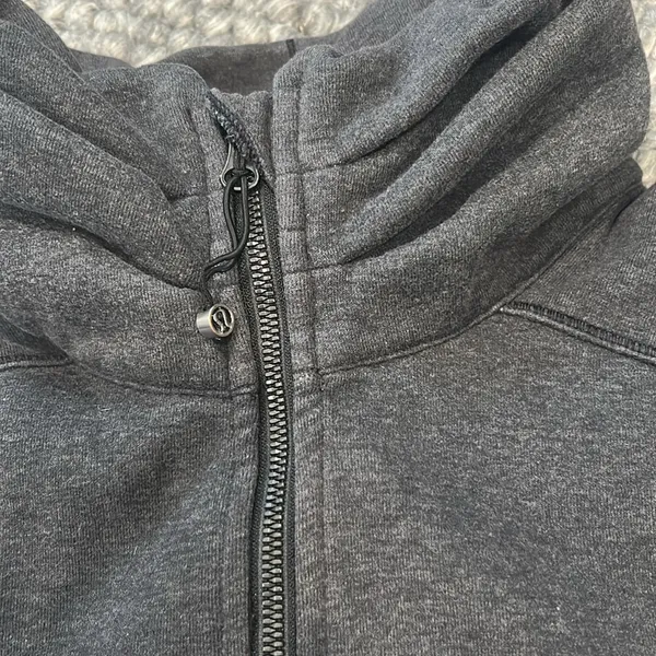 Lululemon Gray Zip Up Scuba Define Sweatshirt No Hood Size 6 - Image 10