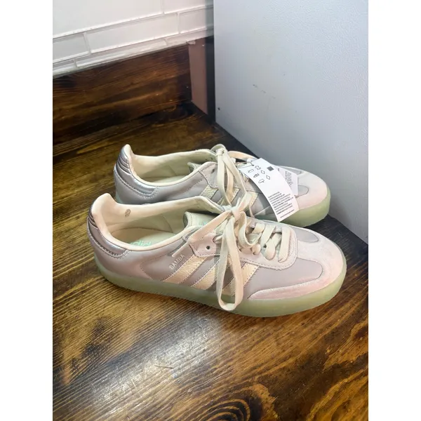 Adidas samba sneakers size 7.5 - Image 2