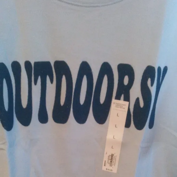 Brand New Kohl's Outdoorsy Tee-Shirt (Size L) - Image 8