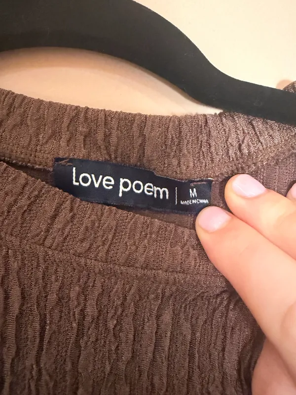 Love poem brown top Size M - Image 2