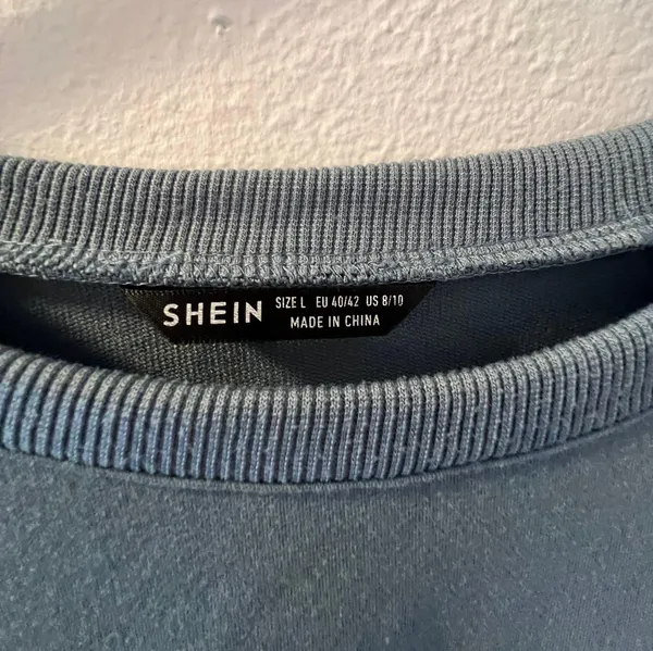 SheIn Alaska Long Sleeve - Image 3