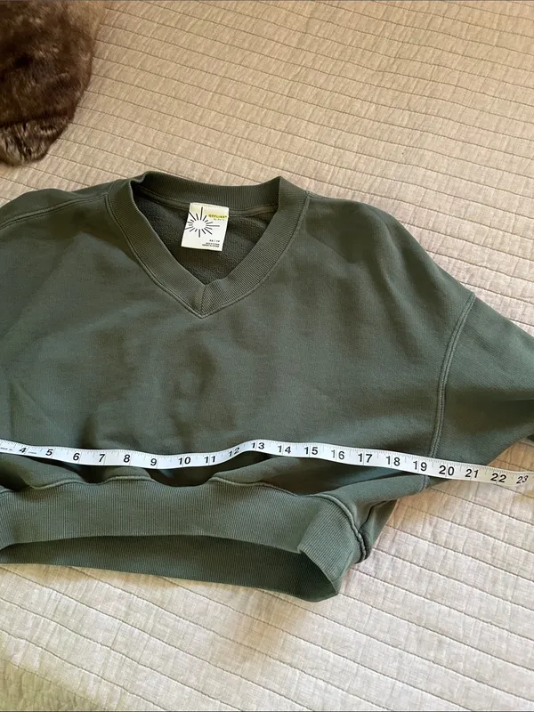 OFFLINE By Aerie Throw-Back green Cropped V Neck Sweatshirt XS oversized - Image 7