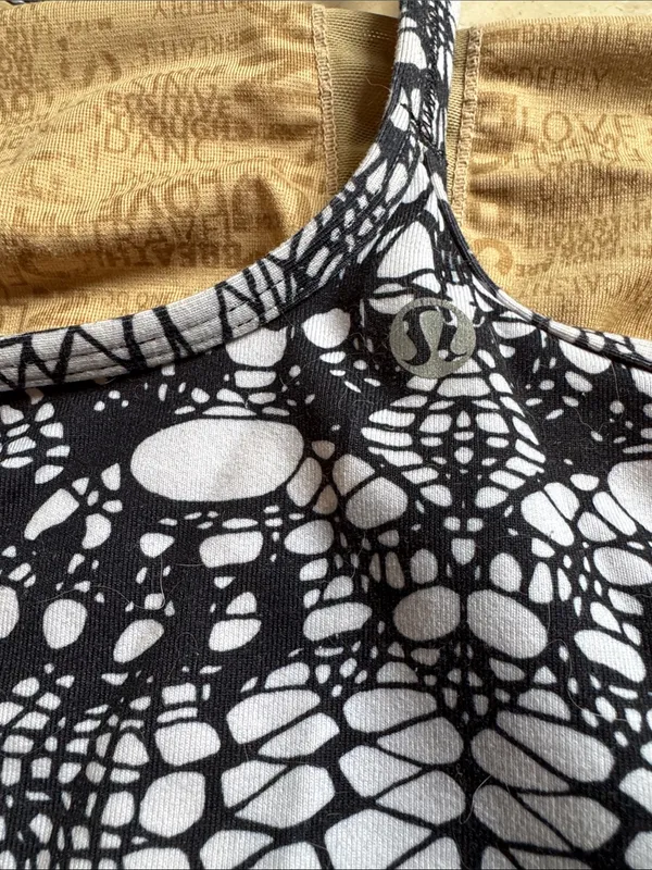 Lululemon Black & White Patterned Strappy Tank Top - Image 3