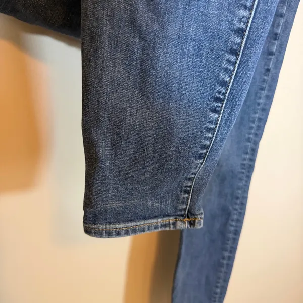 Gap True Skinny High Rise Denim Indigo Destroy Wash Jeans Womens 31 Long - Image 4
