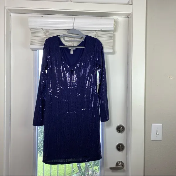 AQUA New Years Party Maddie & Tae Elegant Sequin Keyhole Large Navy Dress - Image 6