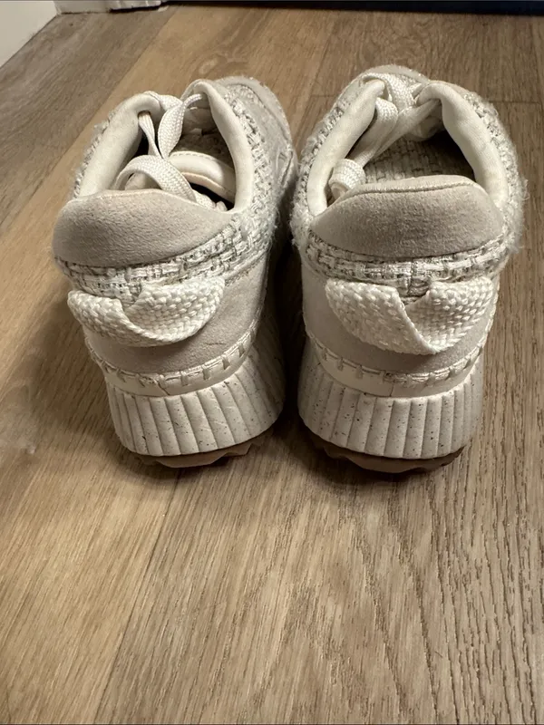 Universal Threads Neutral Woven Lace-Up Sneakers - Image 3