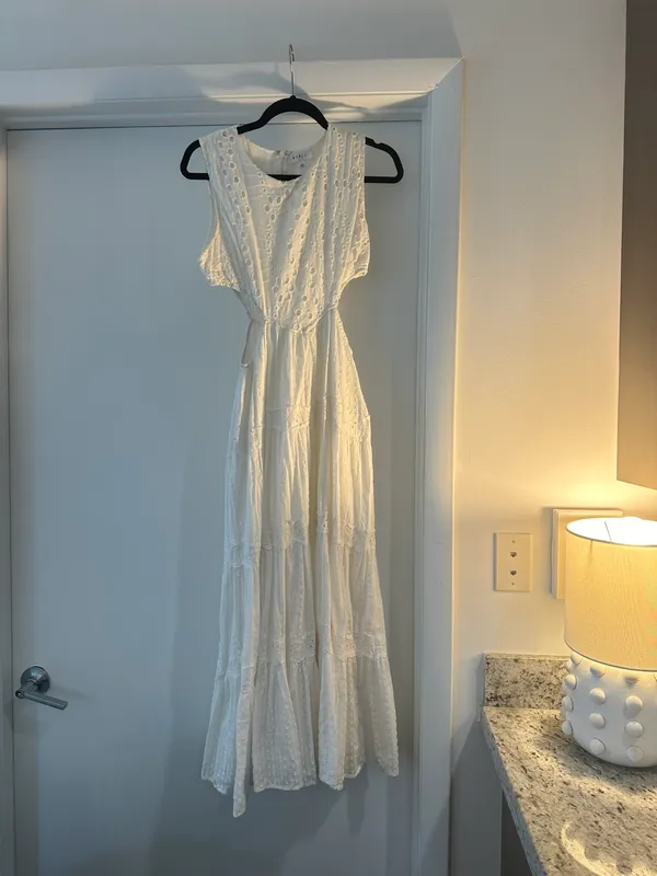 Boutique Dress Size L - Image 2