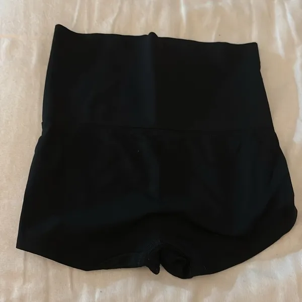 Victoria’s Secret Black Tummy Control Panties Size Small - Image 3