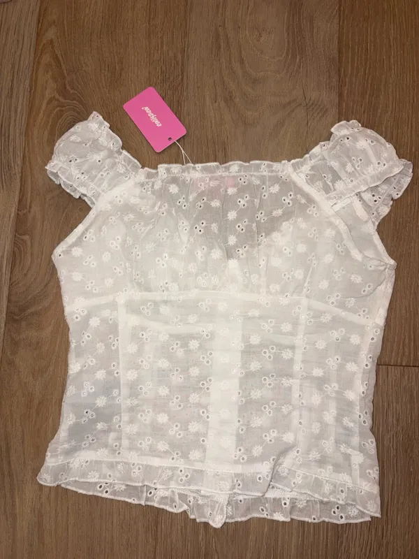 brand new edikted button up ruffle top xs with tags - Image 5