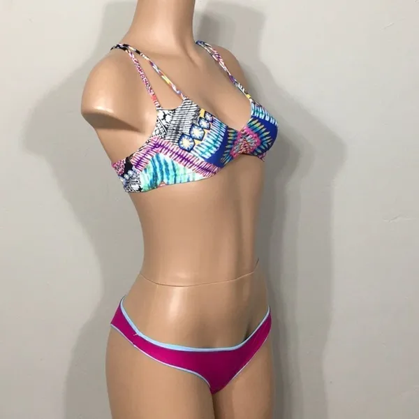PILYQ multicolored reversible bikini set. NWT - Image 3
