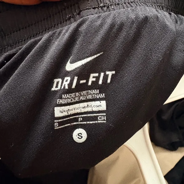 Nike Dri-FIT Tempo Running Shorts small - Image 3