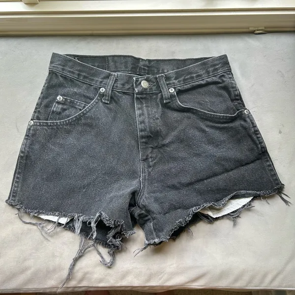 Vintage wrangler shorts - Image 2