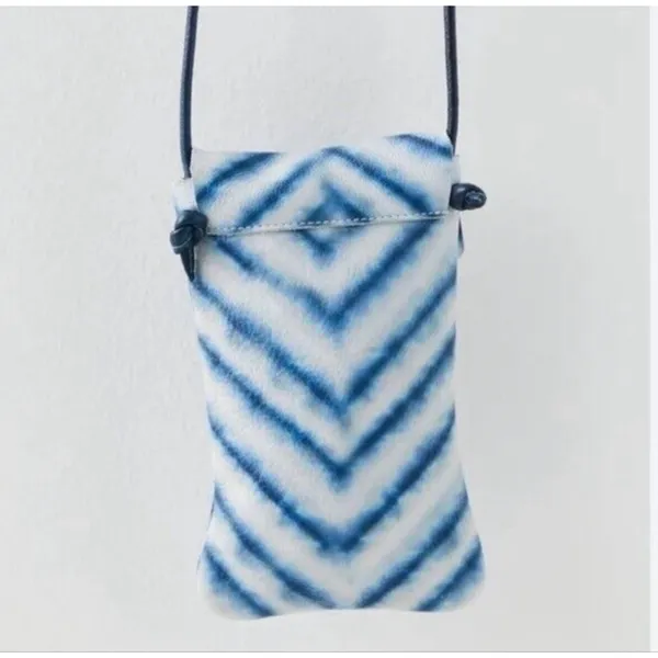 Free People Let's Dance Phone Crossbody Bag NWOT - Image 3