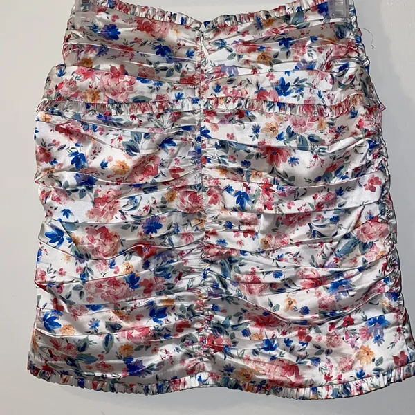NWOT!! For Love & Lemons Juliet White Floral Mini Skirt Size XS - Image 5