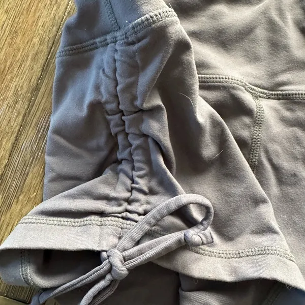 SAVAGE Women's Gray Shorts RUCHED PULL STRING SIZE LARGE - Image 3