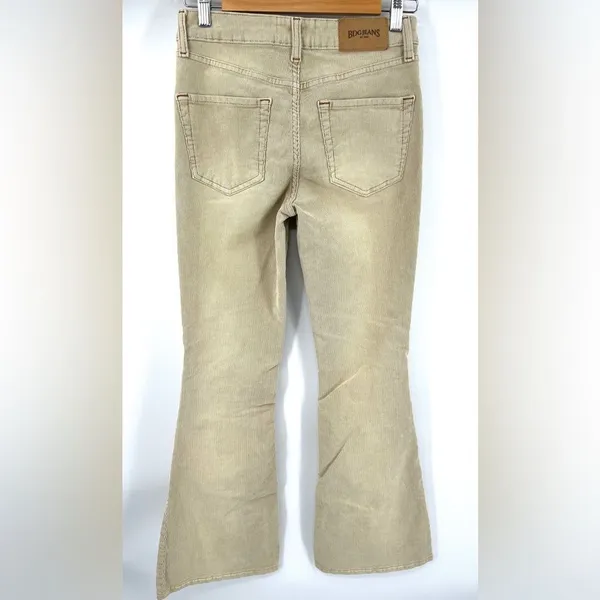 BDG women’s camel corduroy flare jean festive preppy Y2K size 26 - Image 4
