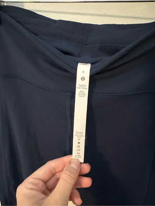 Lululemon Invigorate high rise crop leggings navy 17” - Image 4