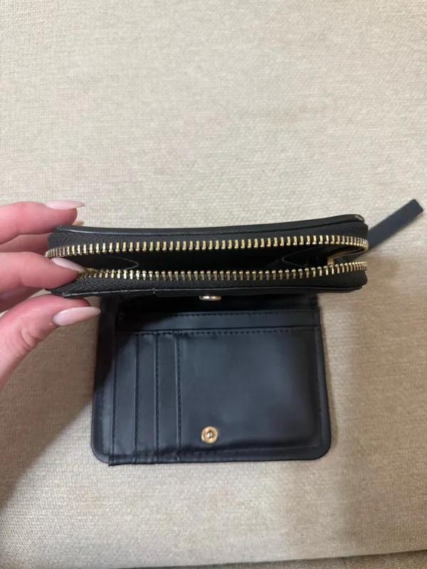 Caroline Hill Wallet - Image 5