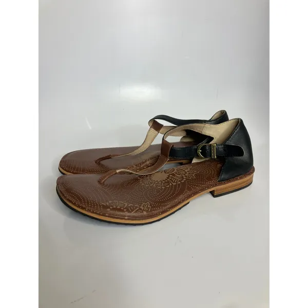 Bogs Memphis Thong Sandals Womens 9 Black Brown Excellent Leather T-Strap Flat‎ - Image 4