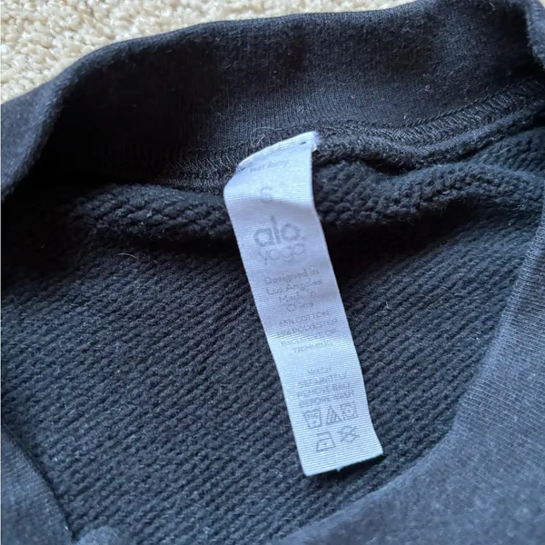 Alo Yoga Crewneck - Image 2