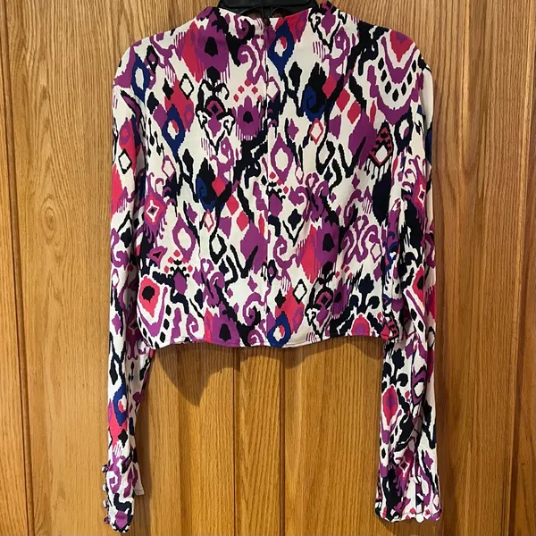 ZARA Abstract Print Mock Neck Long-Sleeve Crop‎ Top Size Small Pink Purple Blue - Image 12