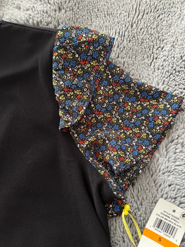 CeCe Black blouse with floral sleeves - Image 3