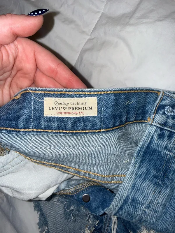 Levi’s Denim Shorts High-Rise - Image 5