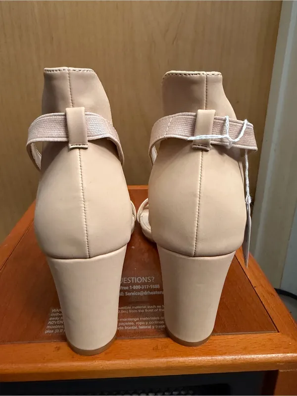 Zurin Women’s Nude Block Heel Sandals Ankle Strap Dress Heels. Size 8.5 - Image 7