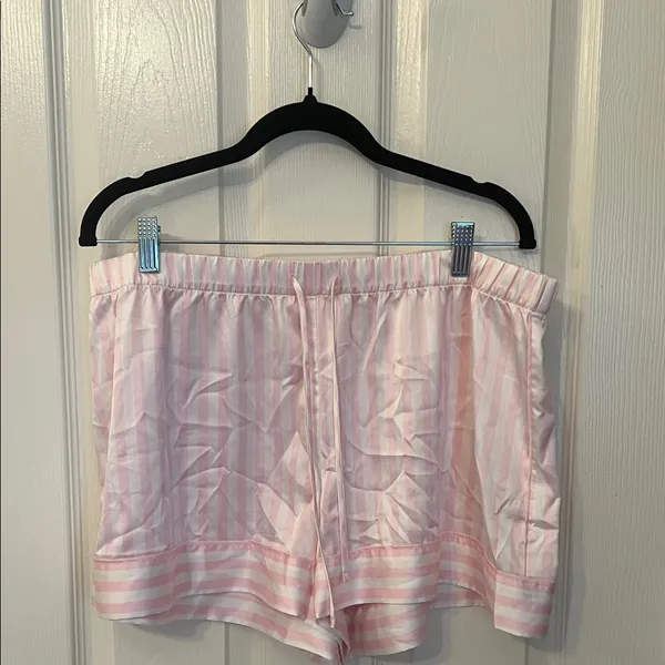 VICTORIA'S SECRET Signature Satin Short Pajama Set - Image 7