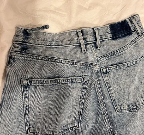 Aritzia  Jeans - Image 3
