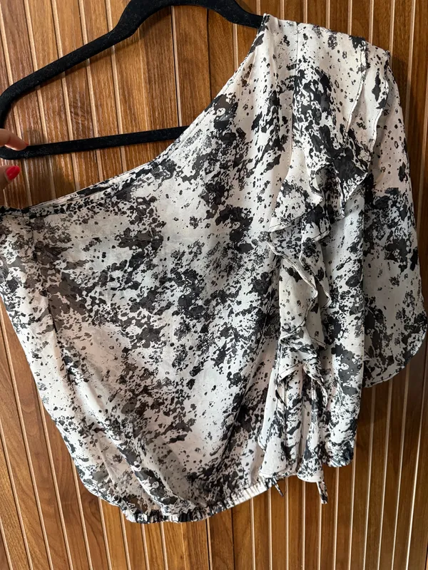 Urban Outfitters Off the shoulder ruched top - Image 2